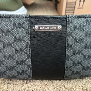 Used once MK Fanny pack